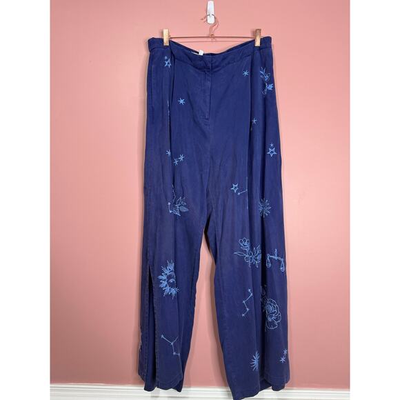 Johnny Was Bijou High Slit Embroidered Pants in Blue Size XL Embroidered Floral - Picture 3 of 10